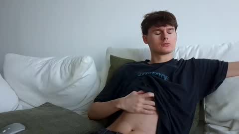 Snapshot of sensualalien chatting on September 28, 10:04 pm Cam online show from September 28, 10:04 pm