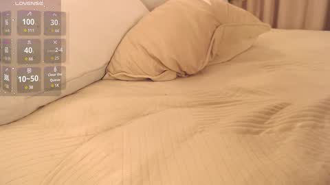 Snapshot of sensualberry chatting on February 5, 7:29 am sensualberry online show from February 5, 7:29 am