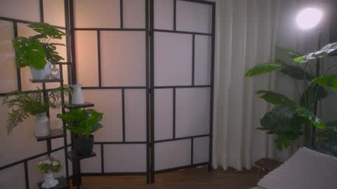 Snapshot of sensualcherry_ chatting on January 15, 1:12 am Maria- OF sensual bee online show from January 15, 1:12 am