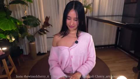 Maria- OF sensual bee online show from February 7, 12:47 am