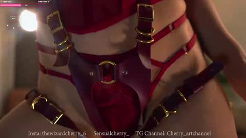 Maria- OF sensual bee online show from March 13, 11:00 pm