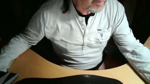 Snapshot of sensualgentlem chatting on February 7, 3:01 am Sensually Yours online show from February 7, 3:01 am