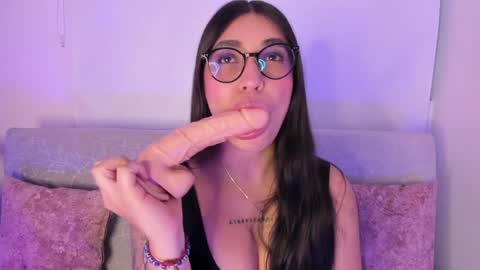 sensualhaven_ online show from January 25, 11:11 pm