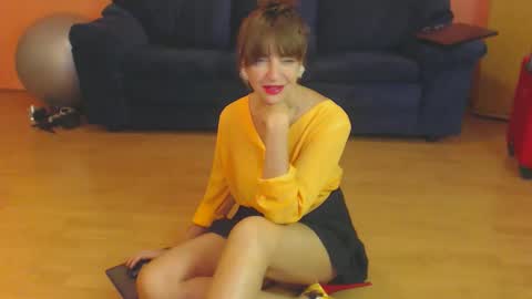 sensualmyra online show from November 20, 1:00 pm