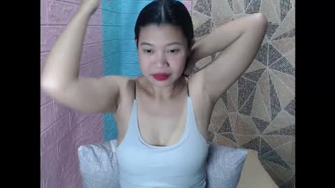SensuousLips online show from September 17, 1:13 pm