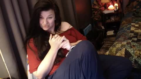 Tara online show from December 15, 1:04 pm