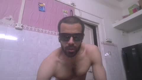 Snapshot of sentientarjun chatting on May 5, 7:44 pm Sentient Being online show from May 5, 7:44 pm