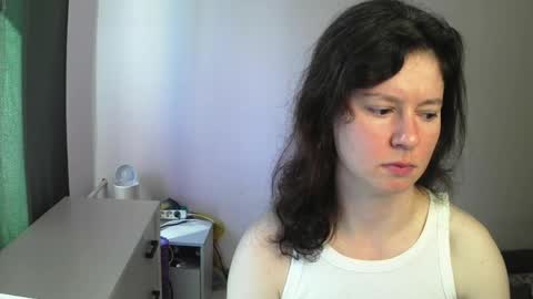 Snapshot of senxsual_tease chatting on June 3, 9:56 am senxsual_tease online show from June 3, 9:56 am