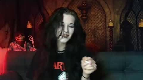 Seraphin Munster online show from November 1, 10:56 pm