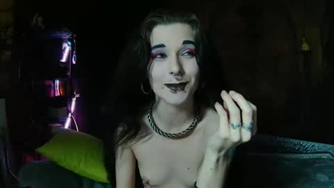 Seraphin Munster online show from April 3, 11:14 pm