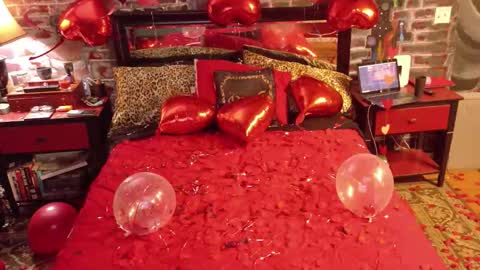 seraphyx33 online show from February 15, 5:04 am