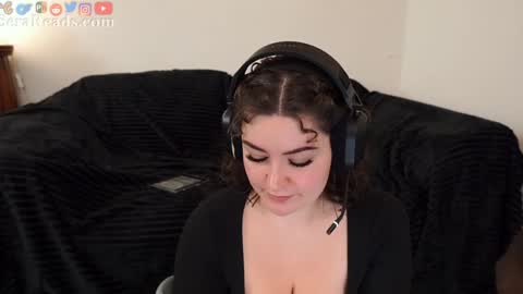 SeraReads online show from December 1, 6:18 am