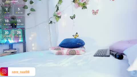 Snapshot of serena_jeyns chatting on May 23, 3:34 am SERE online show from May 23, 3:34 am