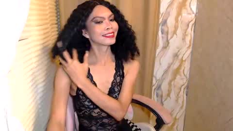 Snapshot of serenamarqueza chatting on July 4, 6:58 pm Sam online show from July 4, 6:58 pm