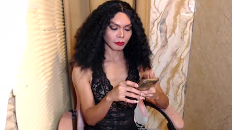 Snapshot of serenamarqueza chatting on July 17, 7:41 pm Sam online show from July 17, 7:41 pm