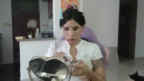 Snapshot of serenaroussee chatting on May 14, 6:26 pm sararoussee online show from May 14, 6:26 pm