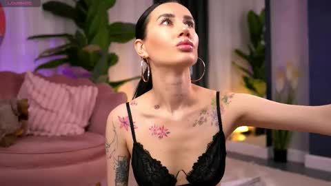 Serena online show from November 13, 11:20 am