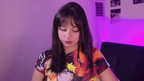 Snapshot of serenbleck chatting on June 16, 11:24 am Seren online show from June 16, 11:24 am
