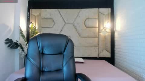 Serene online show from April 20, 12:41 pm