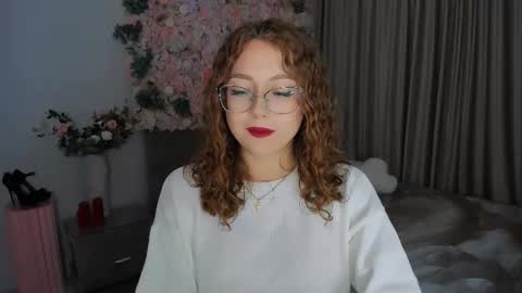 Ophelia online show from September 13, 4:18 pm