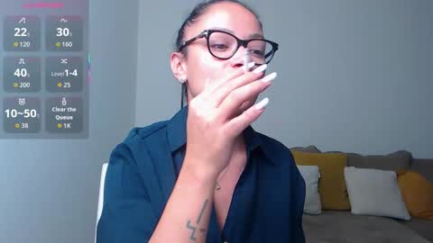 SereneSophi online show from November 16, 2:39 am