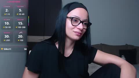 SereneSophi online show from February 16, 6:20 am