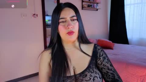 Serenna Cruz online show from April 20, 8:54 pm