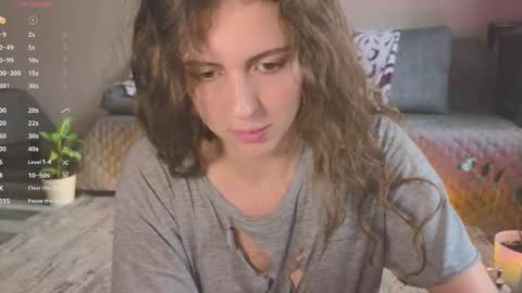 Snapshot of sereta_fin chatting on September 22, 11:45 am Hey Guys and Girls non-binary personalities  Im Sereta online show from September 22, 11:45 am