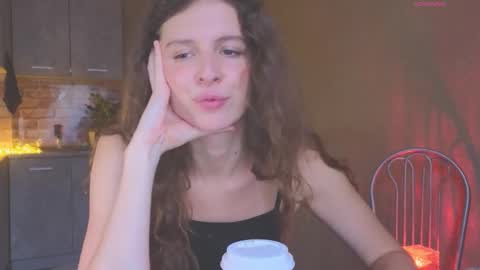 Snapshot of sereta_fin chatting on October 12, 10:03 am Hey Guys and Girls non-binary personalities  Im Sereta online show from October 12, 10:03 am