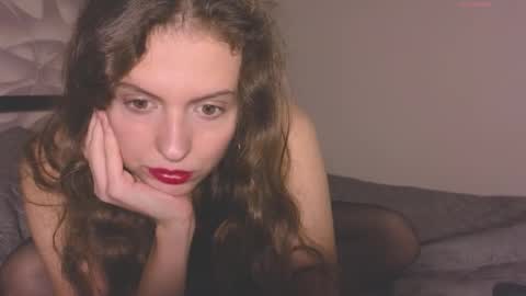 Snapshot of sereta_fin chatting on October 24, 10:44 am Hey Guys and Girls non-binary personalities  Im Sereta online show from October 24, 10:44 am