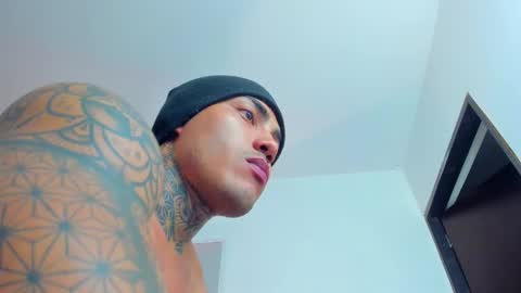 Snapshot of sergio__ferrer chatting on October 22, 5:19 am SERGIO FERRER online show from October 22, 5:19 am