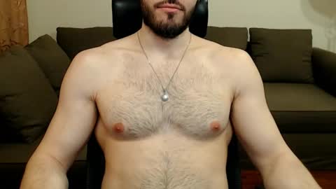 Snapshot of sergiotitan3271 chatting on May 19, 12:27 am Serg Superior online show from May 19, 12:27 am