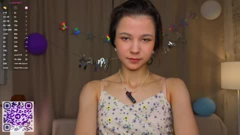 Snapshot of serinazele chatting on June 1, 6:31 pm Melissa online show from June 1, 6:31 pm