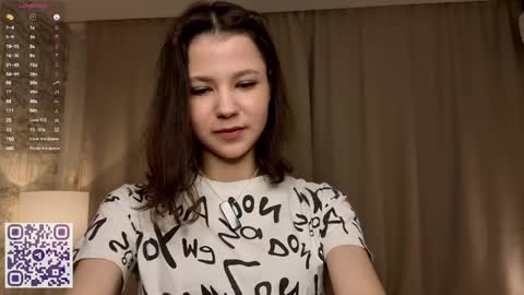 Snapshot of serinazele chatting on June 6, 6:34 pm Melissa online show from June 6, 6:34 pm