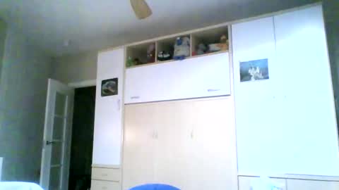 Snapshot of serrano49 chatting on December 28, 8:25 pm serrano49 online show from December 28, 8:25 pm