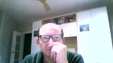 Snapshot of serrano49 chatting on December 29, 2:27 am serrano49 online show from December 29, 2:27 am