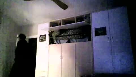 Snapshot of serrano49 chatting on January 23, 9:50 pm serrano49 online show from January 23, 9:50 pm