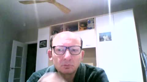 Snapshot of serrano49 chatting on January 31, 1:43 am serrano49 online show from January 31, 1:43 am
