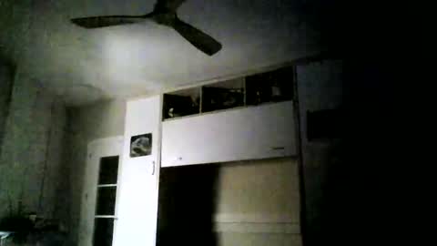 Snapshot of serrano49 chatting on March 3, 9:37 pm serrano49 online show from March 3, 9:37 pm