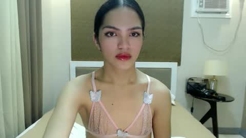 Bella online show from October 2, 5:42 pm