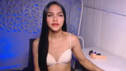 Bella online show from November 4, 6:29 pm