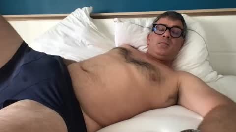 Snapshot of sesamechris92 chatting on June 20, 1:47 pm sesamechris92 online show from June 20, 1:47 pm