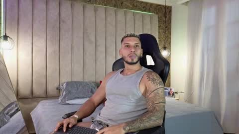 HEY IM SETH online show from January 15, 8:48 pm