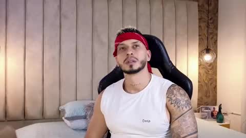 HEY IM SETH online show from February 5, 6:59 pm