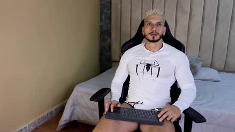 HEY IM SETH online show from February 24, 7:09 pm