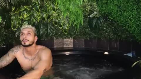 HEY IM SETH online show from March 8, 2:34 am