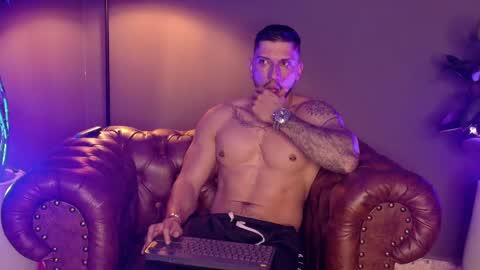 HEY IM SETH online show from September 18, 9:17 pm