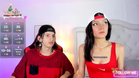 sett_and_gwen online show from December 18, 8:25 pm