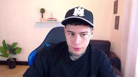 Thomas online show from October 13, 3:01 pm