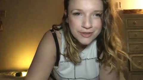 Snapshot of seturselfonfyre chatting on June 2, 2:46 am seturselfonfyre online show from June 2, 2:46 am